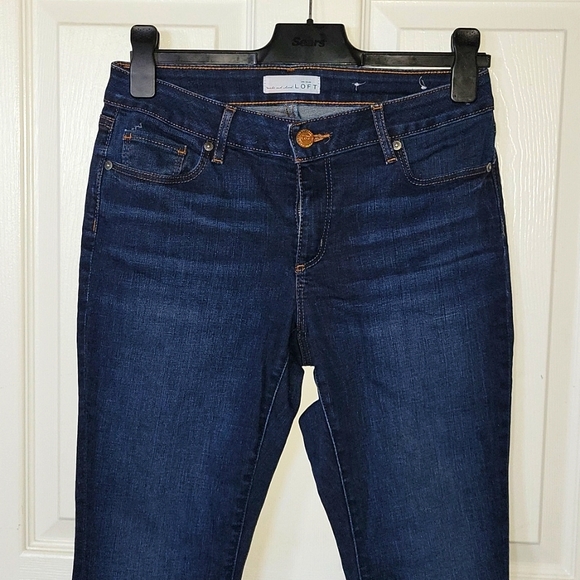 Ann Taylor Loft Curvy Skinny Jeans - Picture 3 of 6